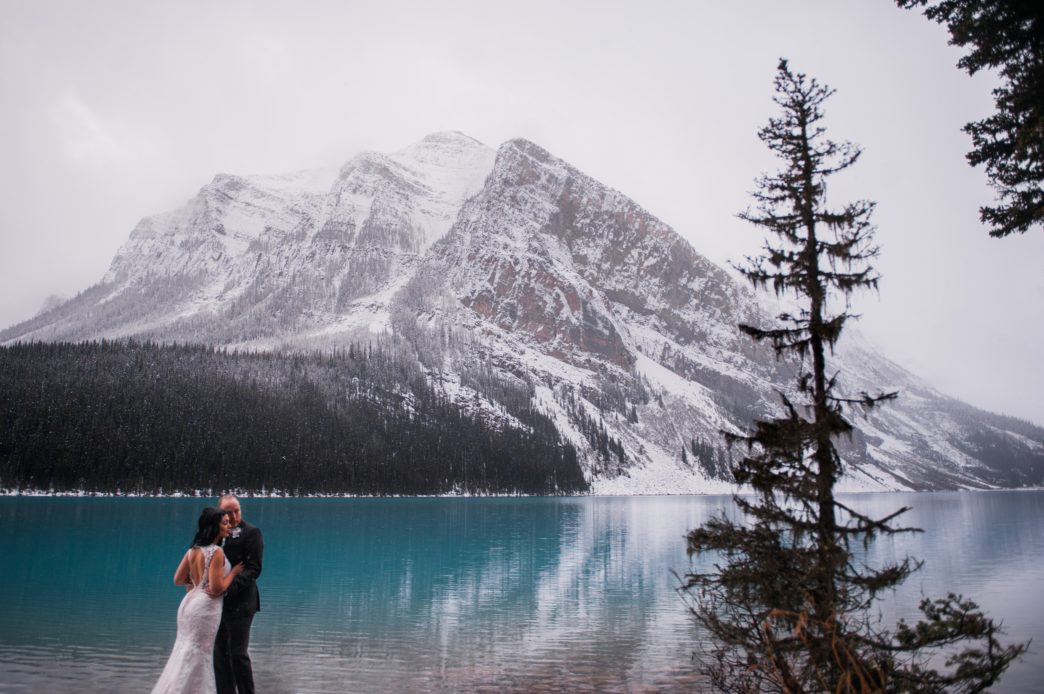 christina-edward-lake-louis-adventure-session-rhiannon-sarah-photography-8