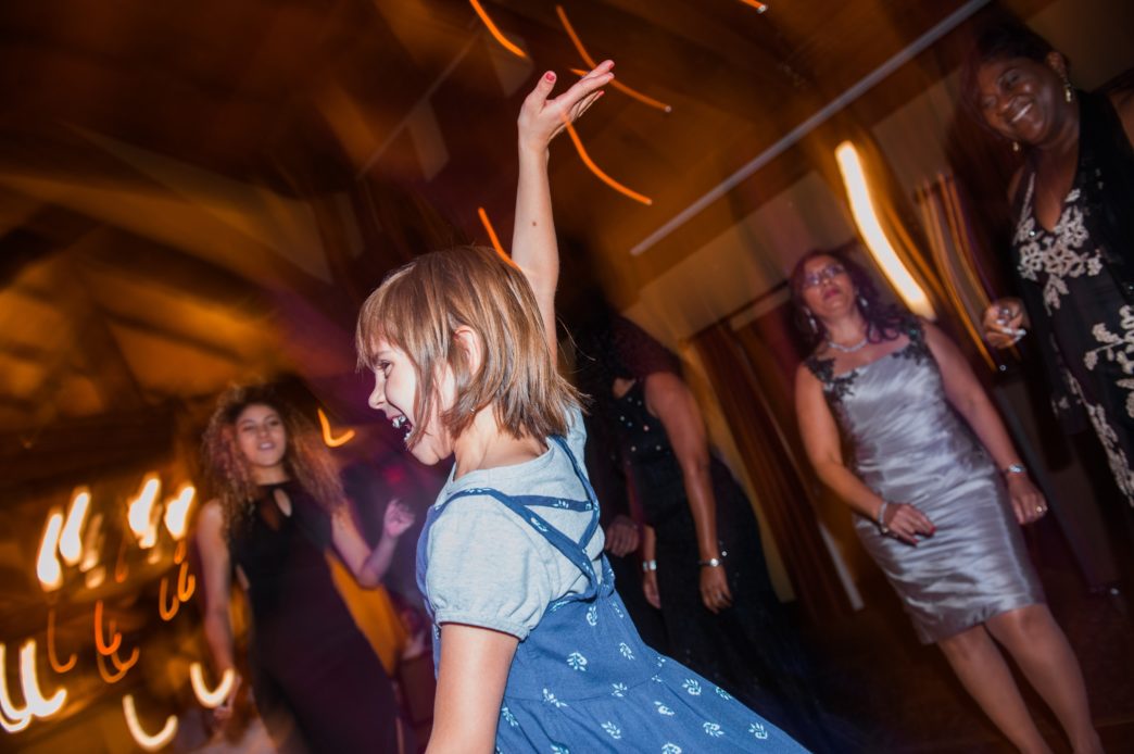 christina-edward-silvertip-resort-canmore-wedding-rhiannon-sarah-photography-132