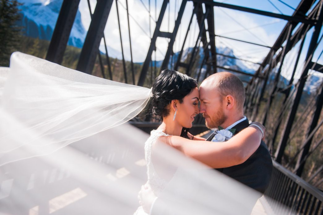 christina-edward-silvertip-resort-canmore-wedding-rhiannon-sarah-photography-47