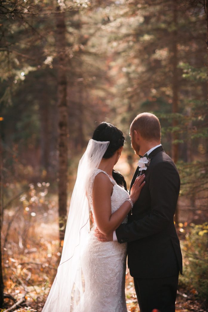 christina-edward-silvertip-resort-canmore-wedding-rhiannon-sarah-photography-53