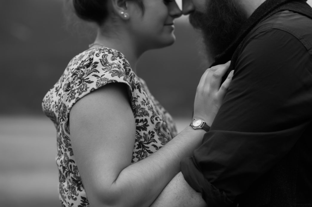 jess-tye-jasper-shoot-edmonton-wedding-photographer-rhiannon-sarah-photography 1